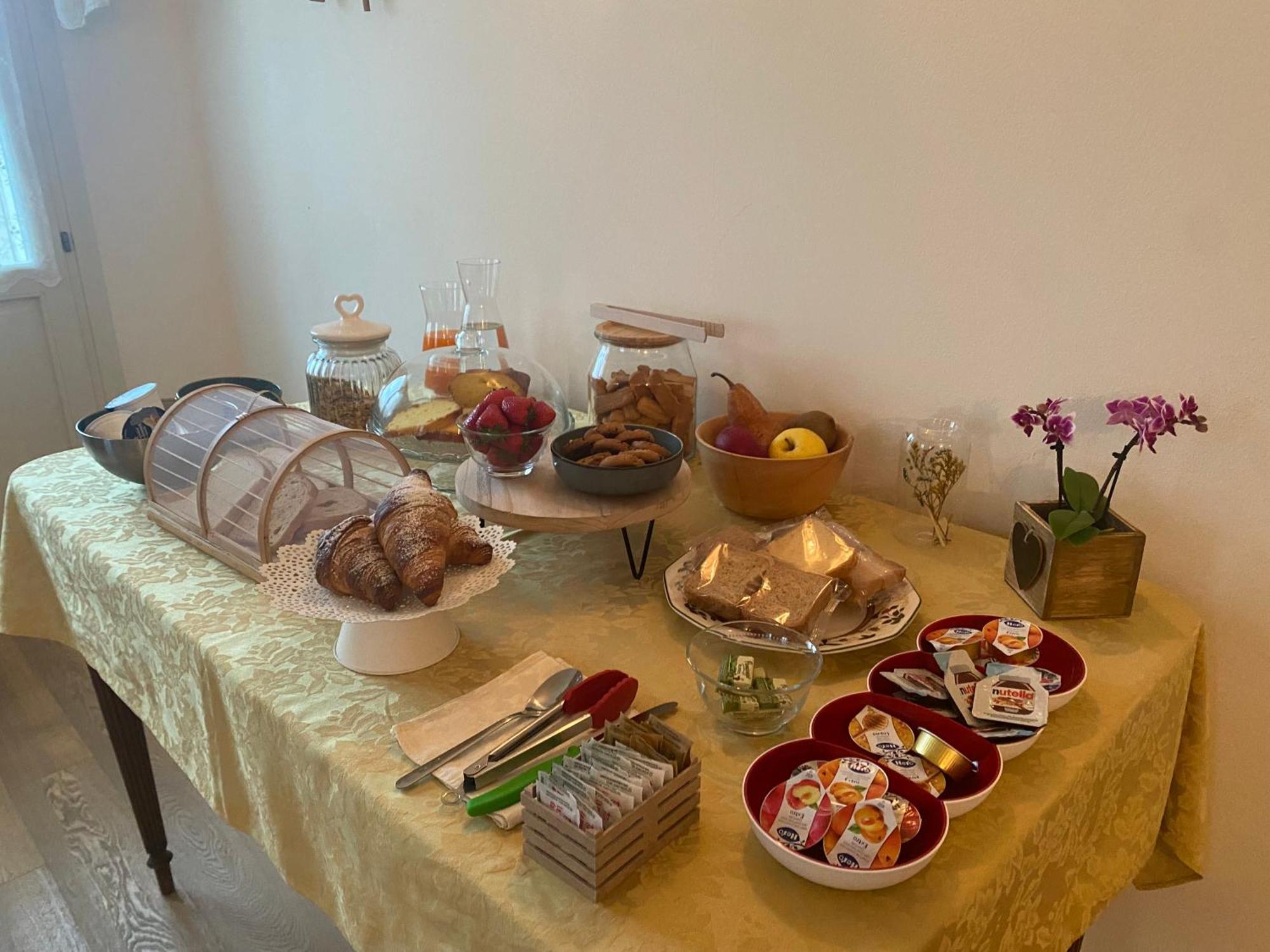 La Fabbrica Delle Idee Bed & Breakfast Fonte Екстериор снимка